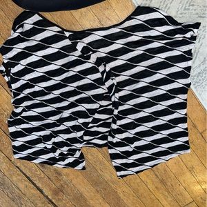 Cocoon fit slit back shirt